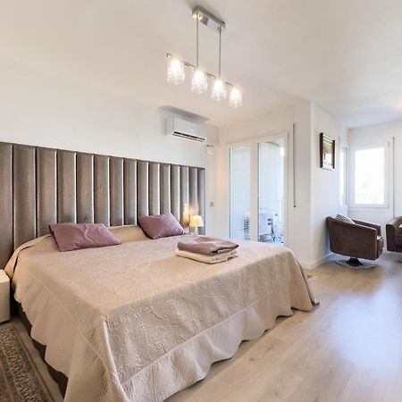 Impresionante Apartamento Delante Del Mar Vilassar De Mar Εξωτερικό φωτογραφία